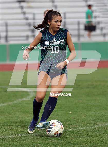 Thumbnail 1 in Hopewell @ Weddington (NCHSAA 4A Round 3) photogallery.