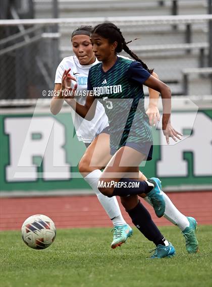 Thumbnail 2 in Hopewell @ Weddington (NCHSAA 4A Round 3) photogallery.