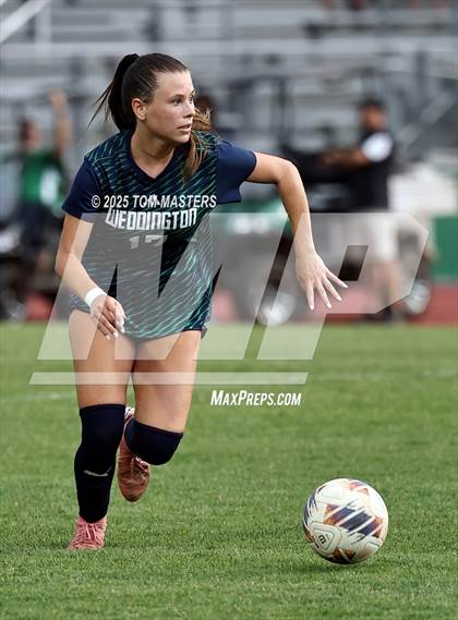 Thumbnail 2 in Hopewell @ Weddington (NCHSAA 4A Round 3) photogallery.