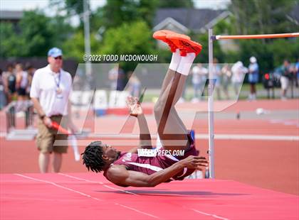 Thumbnail 1 in NYSPHSAA Outdoor Track & Field Championships (High Jump) photogallery.