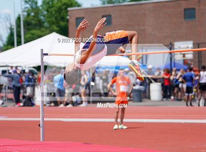 Thumbnail 1 in NYSPHSAA Outdoor Track & Field Championships (High Jump) photogallery.