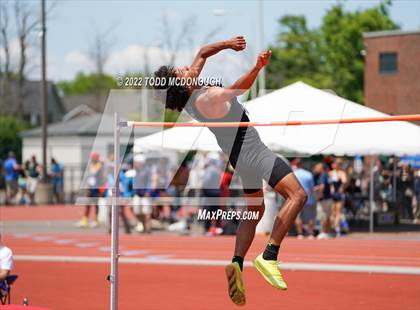 Thumbnail 2 in NYSPHSAA Outdoor Track & Field Championships (High Jump) photogallery.