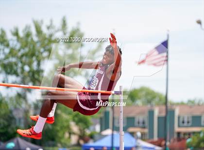 Thumbnail 2 in NYSPHSAA Outdoor Track & Field Championships (High Jump) photogallery.