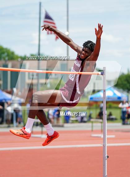 Thumbnail 3 in NYSPHSAA Outdoor Track & Field Championships (High Jump) photogallery.