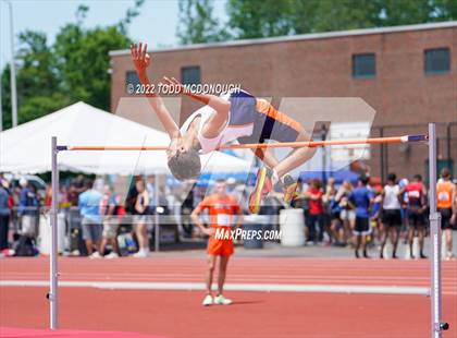 Thumbnail 3 in NYSPHSAA Outdoor Track & Field Championships (High Jump) photogallery.
