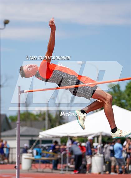 Thumbnail 3 in NYSPHSAA Outdoor Track & Field Championships (High Jump) photogallery.