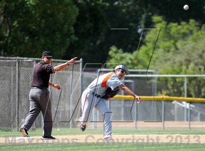 Thumbnail 3 in University @ Birmingham (LA City Section Playoffs) photogallery.