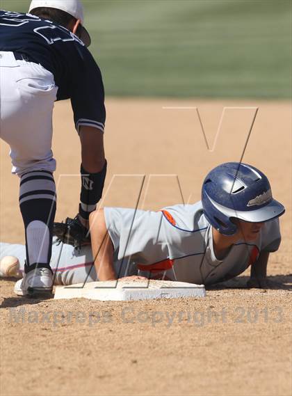 Thumbnail 1 in University @ Birmingham (LA City Section Playoffs) photogallery.