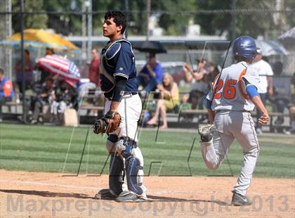 Thumbnail 3 in University @ Birmingham (LA City Section Playoffs) photogallery.