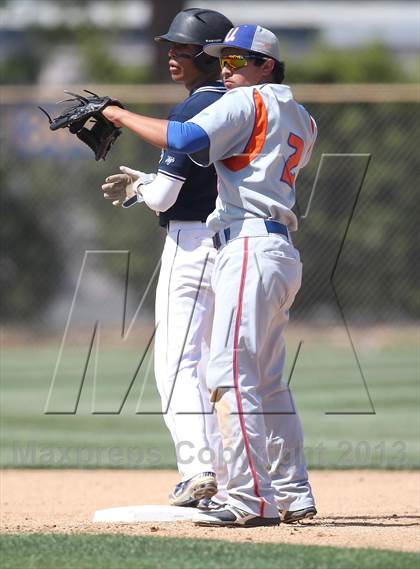 Thumbnail 2 in University @ Birmingham (LA City Section Playoffs) photogallery.