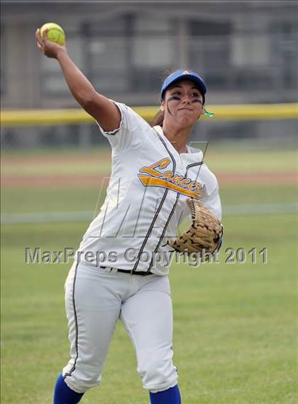 Thumbnail 3 in St. Paul @ Bishop Amat photogallery.