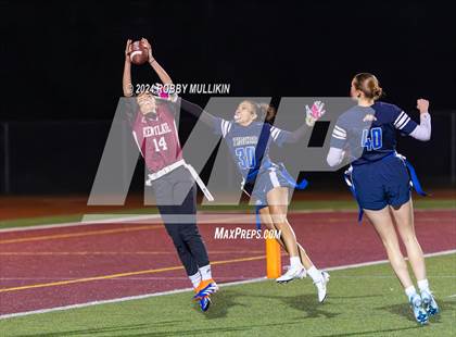 Thumbnail 2 in Stadium @ Kentlake photogallery.
