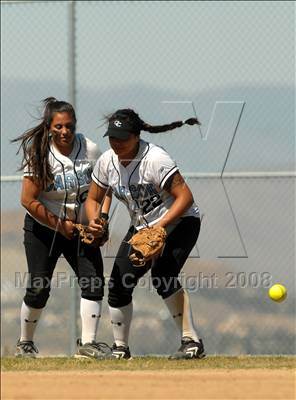 Thumbnail 2 in Carson vs. El Dorado (Santiago Spring Fling) photogallery.