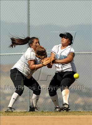 Thumbnail 2 in Carson vs. El Dorado (Santiago Spring Fling) photogallery.