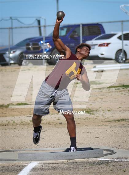Thumbnail 1 in Highland vs Littlerock vs Eastside (Shot Put) photogallery.