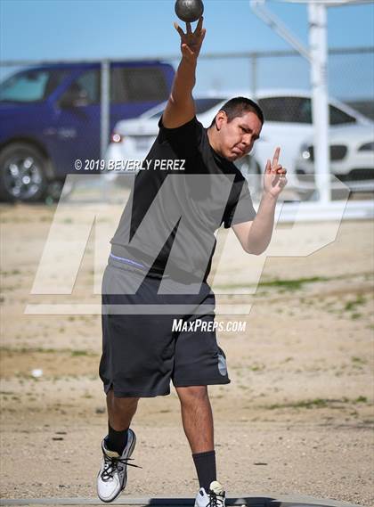 Thumbnail 3 in Highland vs Littlerock vs Eastside (Shot Put) photogallery.