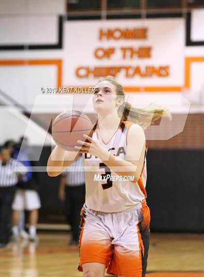 Thumbnail 1 in Utica Eisenhower @ Utica photogallery.