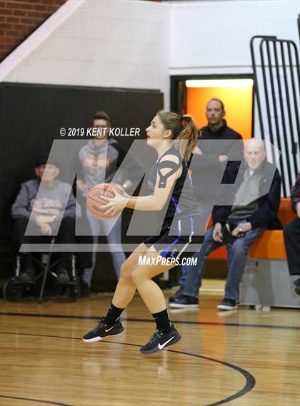 Thumbnail 3 in Utica Eisenhower @ Utica photogallery.