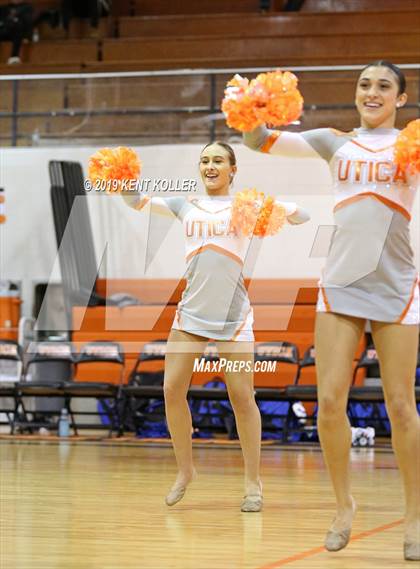 Thumbnail 2 in Utica Eisenhower @ Utica photogallery.