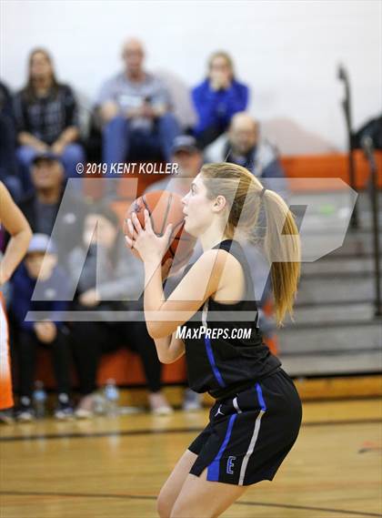 Thumbnail 1 in Utica Eisenhower @ Utica photogallery.
