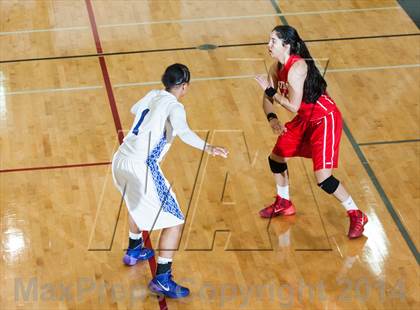 Thumbnail 3 in Mater Dei vs. Sacramento (West Coast Jamboree) photogallery.