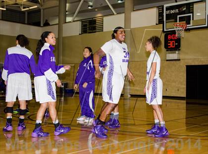 Thumbnail 1 in Mater Dei vs. Sacramento (West Coast Jamboree) photogallery.
