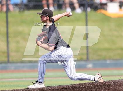 Thumbnail 3 in Castle View @ Grandview (CHSAA 5A First Round) photogallery.
