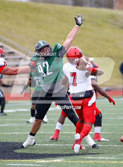 Thumbnail 1 in Manvel @ Cedar Park (UIL 5A D1 Quarterfinal Playoff) photogallery.