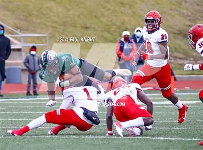 Thumbnail 1 in Manvel @ Cedar Park (UIL 5A D1 Quarterfinal Playoff) photogallery.