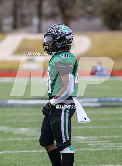 Thumbnail 1 in Manvel @ Cedar Park (UIL 5A D1 Quarterfinal Playoff) photogallery.