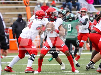 Thumbnail 1 in Manvel @ Cedar Park (UIL 5A D1 Quarterfinal Playoff) photogallery.