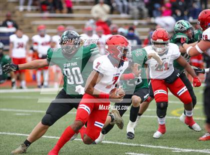 Thumbnail 1 in Manvel @ Cedar Park (UIL 5A D1 Quarterfinal Playoff) photogallery.