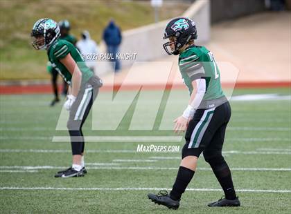 Thumbnail 3 in Manvel @ Cedar Park (UIL 5A D1 Quarterfinal Playoff) photogallery.