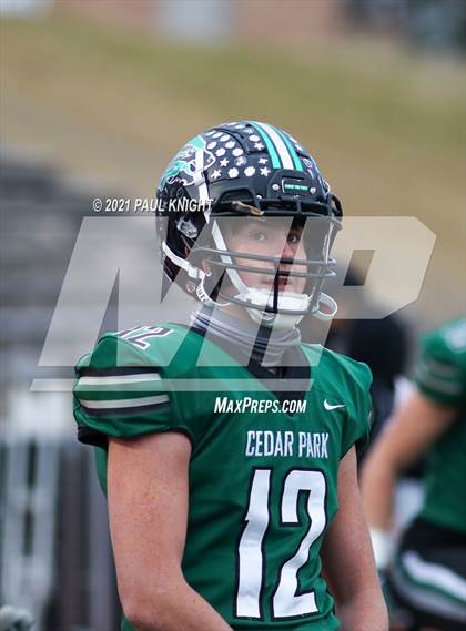 Thumbnail 3 in Manvel @ Cedar Park (UIL 5A D1 Quarterfinal Playoff) photogallery.