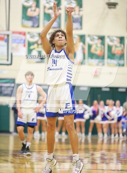 Thumbnail 2 in Whiteland vs. Franklin Community (IHSAA 4A Sectional Semifinal) photogallery.