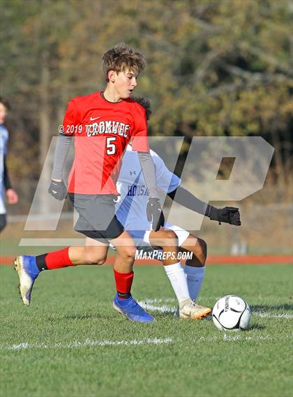 Thumbnail 2 in Housatonic-Wamogo @ Cromwell (CIAC Class S Second Round) photogallery.