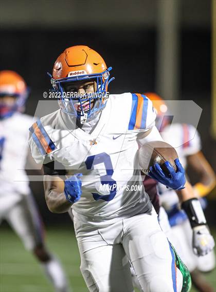 Thumbnail 3 in Malverne vs. North Shore (NYSPHSAA Section 8 Conference 4 Semifinal) photogallery.