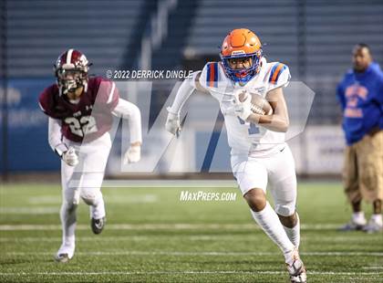 Thumbnail 1 in Malverne vs. North Shore (NYSPHSAA Section 8 Conference 4 Semifinal) photogallery.