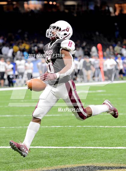 Thumbnail 2 in Oak Grove vs. White Castle (LHSAA Class 1A Final)  photogallery.
