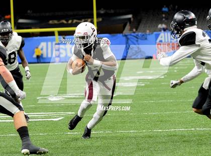 Thumbnail 2 in Oak Grove vs. White Castle (LHSAA Class 1A Final)  photogallery.