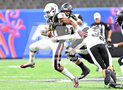 Thumbnail 1 in Oak Grove vs. White Castle (LHSAA Class 1A Final)  photogallery.