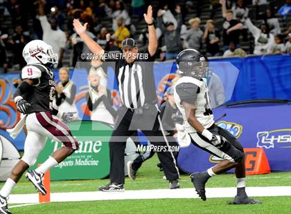 Thumbnail 2 in Oak Grove vs. White Castle (LHSAA Class 1A Final)  photogallery.