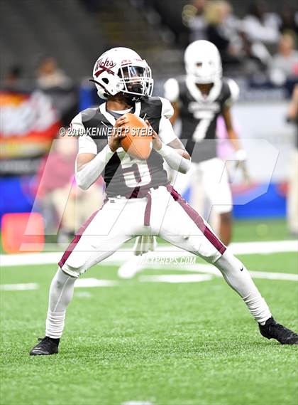 Thumbnail 1 in Oak Grove vs. White Castle (LHSAA Class 1A Final)  photogallery.