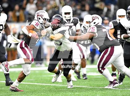 Thumbnail 2 in Oak Grove vs. White Castle (LHSAA Class 1A Final)  photogallery.
