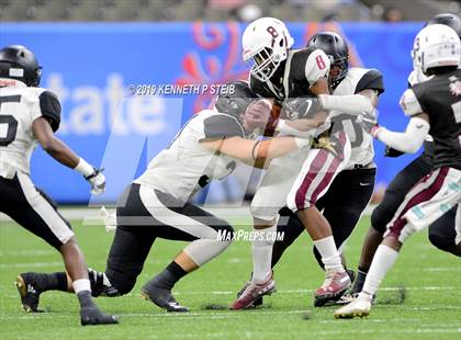 Thumbnail 1 in Oak Grove vs. White Castle (LHSAA Class 1A Final)  photogallery.