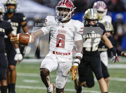 Thumbnail 3 in Calhoun vs. Warner Robins (GHSA 5A Championship) photogallery.