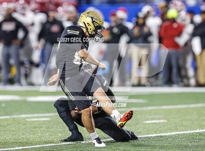 Thumbnail 2 in Calhoun vs. Warner Robins (GHSA 5A Championship) photogallery.