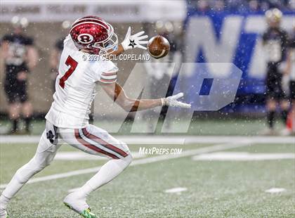 Thumbnail 3 in Calhoun vs. Warner Robins (GHSA 5A Championship) photogallery.