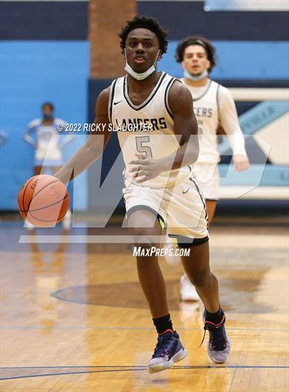 Thumbnail 3 in SIU Charter vs Belleville East (Chick-fil-A Classic) photogallery.