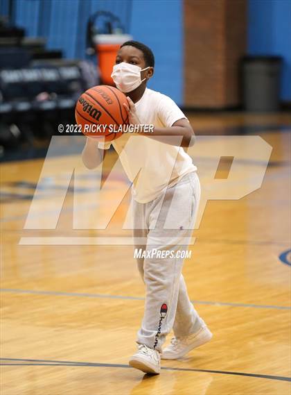 Thumbnail 1 in SIU Charter vs Belleville East (Chick-fil-A Classic) photogallery.